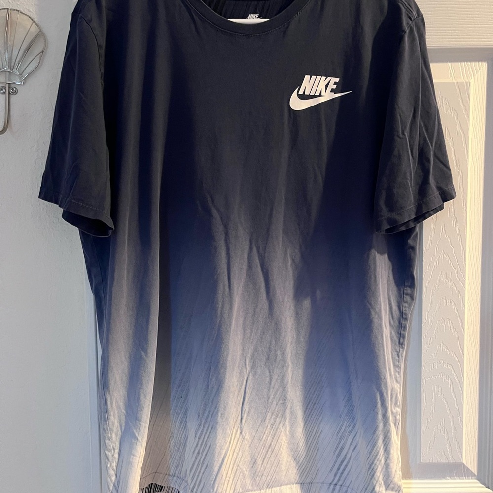 Nike Men's Ombre Blue and White Tee